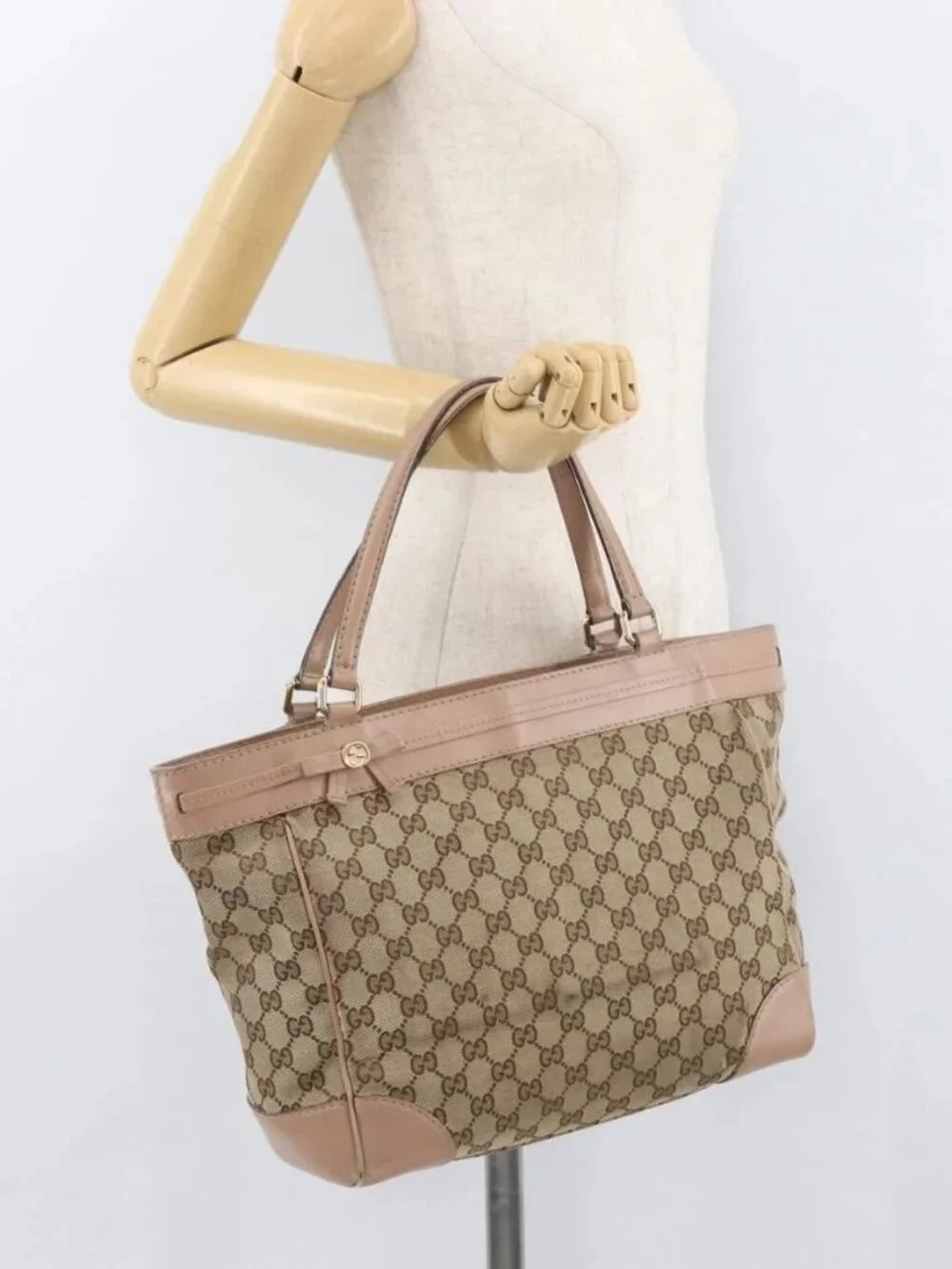 GUCCI GG Canvas Tote Bag Beige Gold 257061 Auth ka3717
